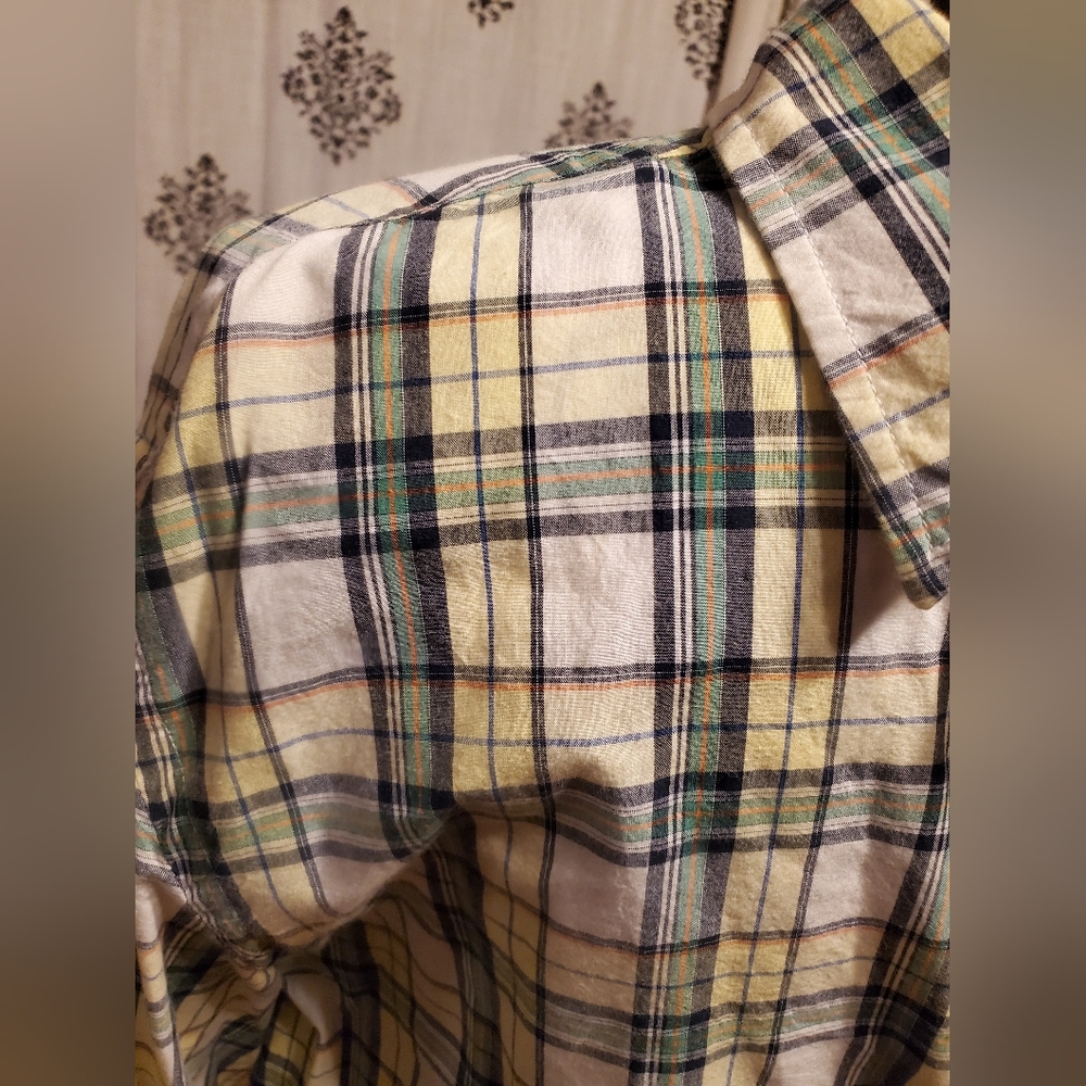 Old Navy Button Up - Picture 2 of 3